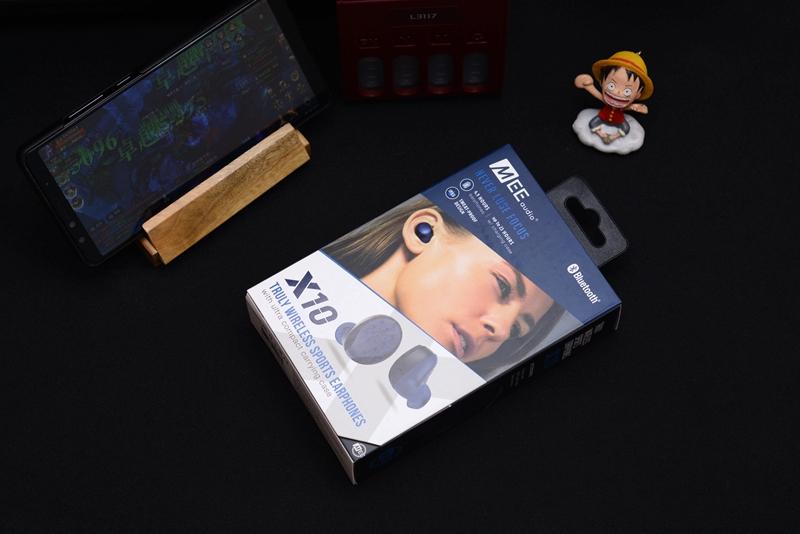 最新款藍(lán)牙耳機(jī)開箱,最新款藍(lán)牙耳機(jī)開箱，變化、自信與成就感的奇妙之旅