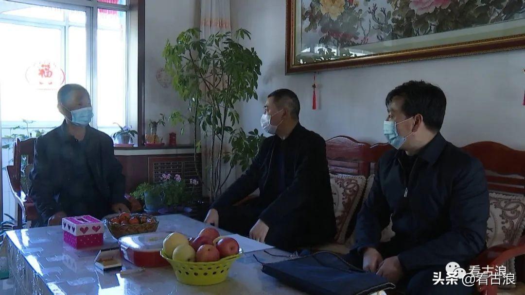 疫情醫(yī)護(hù)人員與小巷神秘寶藏，特色小店的隱藏魅力