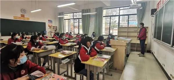 高校暑假開學(xué)時(shí)間最新,高校暑假開學(xué)時(shí)間最新，一場時(shí)空的博弈