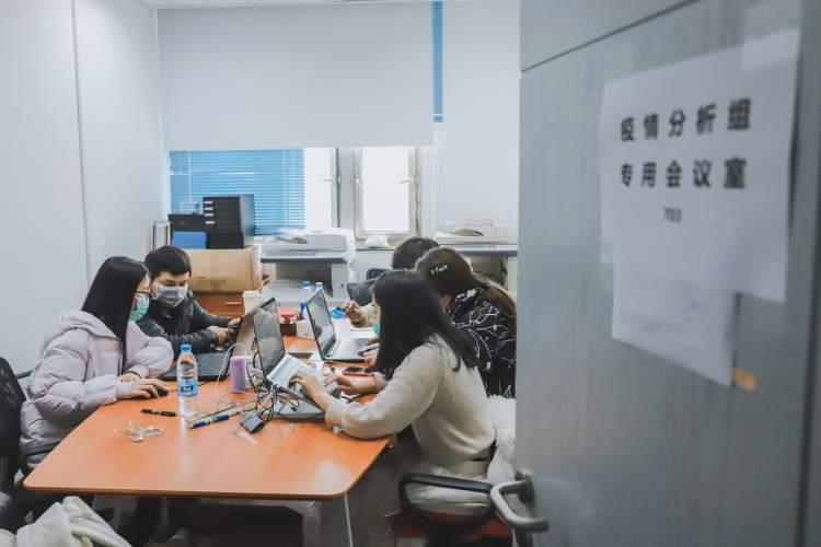 上海新冠疫情最新動(dòng)態(tài)，變化中的學(xué)習(xí)，希望與力量的匯聚