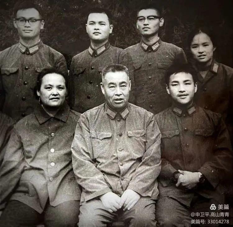 王聯(lián)輝，聚焦科技前沿，創(chuàng)新引領(lǐng)未來