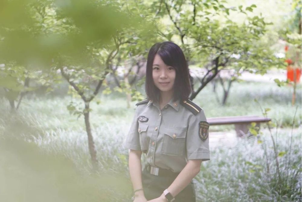 最新女兵標(biāo)準(zhǔn)發(fā)型，時尚與紀(jì)律的和諧融合